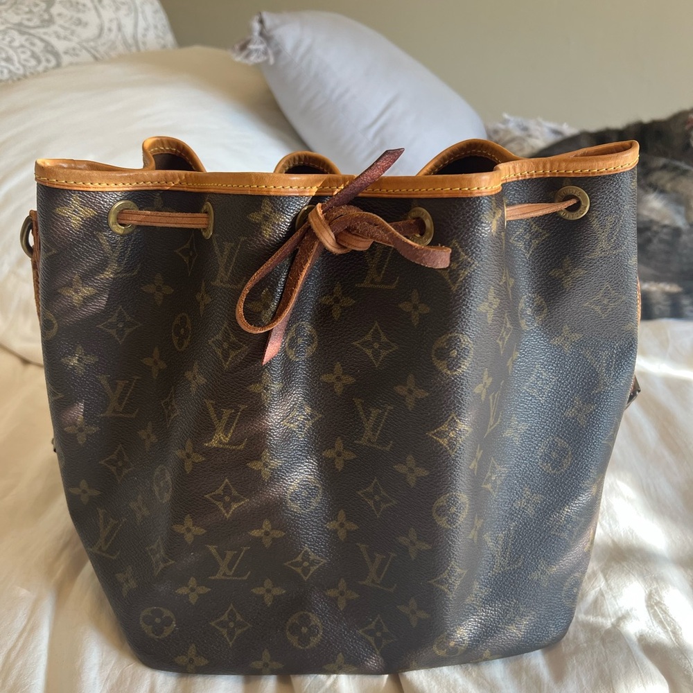 Louis Vuitton Petite Noe Brown Shoulder Bag with Monogram Canvas